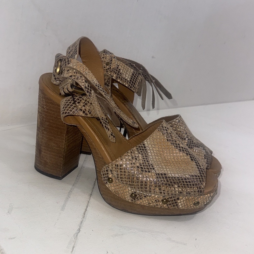 Free People Snakeskin Boho Hippie Festival Block Heel Platform Sandals Size 9